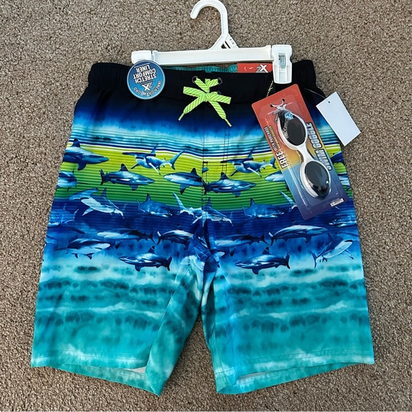 New - Goggles & Boys' Ocean Adventure Swim Trunks - Picture 1 of 2